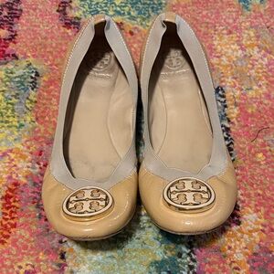 Tory Burch Beige and Cream Flats